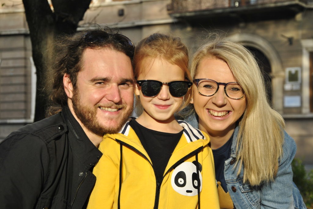 Michala Mrázová s rodinou.