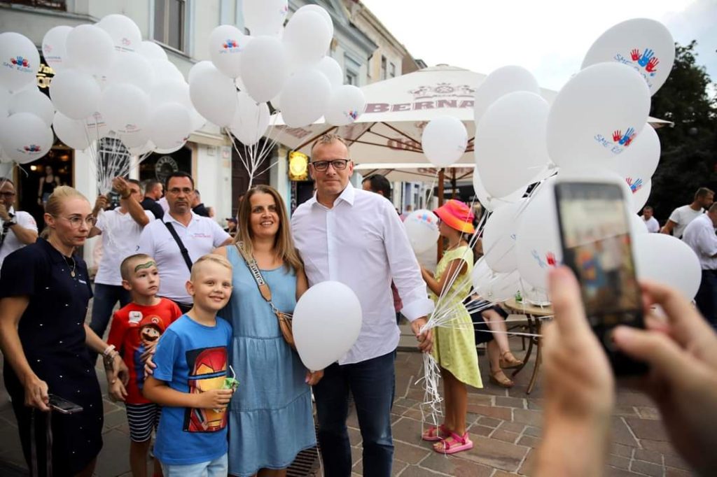 V rámci predvolebnej kampane organizuje hnutie Deň s rodinou v slovenských mestách. Zdroj: Facebook/Sme rodina