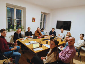 Formácia počas programu SLH prebieha aj formou otvorených priateľských debát. Foto: Archív SLH